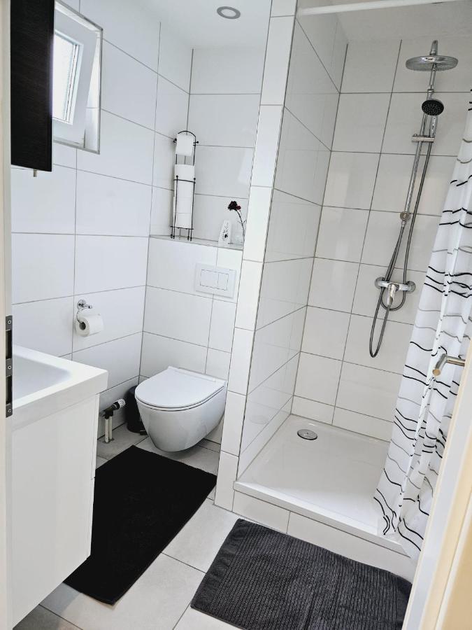 Weinstadt Monteurwohnnung Ferienwohnung Zewnętrze zdjęcie